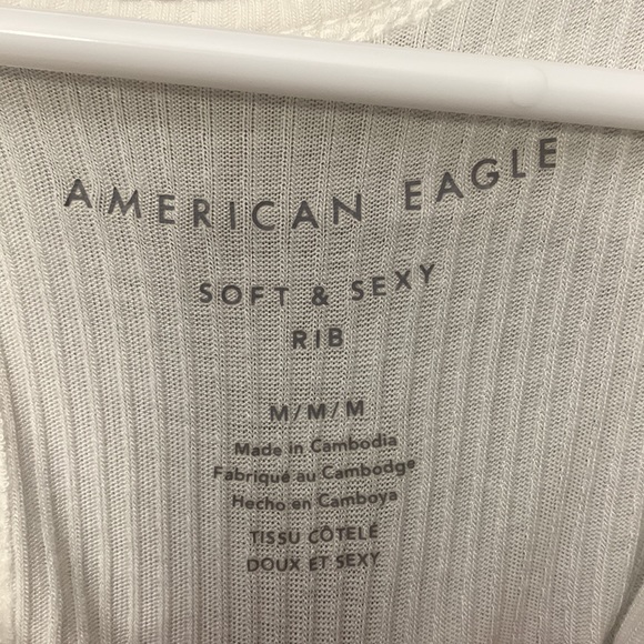 American Eagle soft and sexy Rib cross back white Tank top Medium-read descripti - Picture 6 of 10